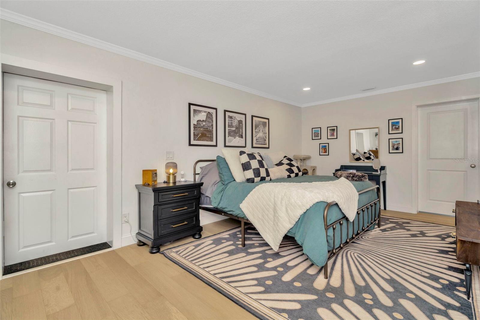 709 S HIMES AVE, TAMPA, FL, 33609