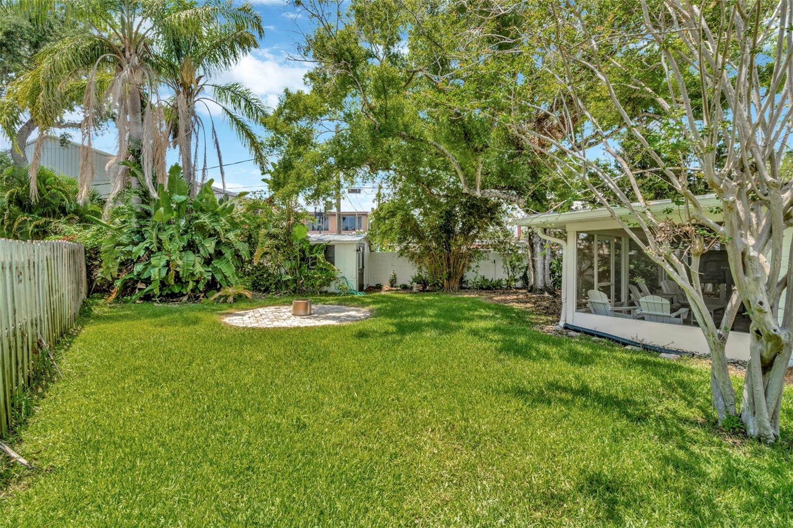 709 S HIMES AVE, TAMPA, FL, 33609