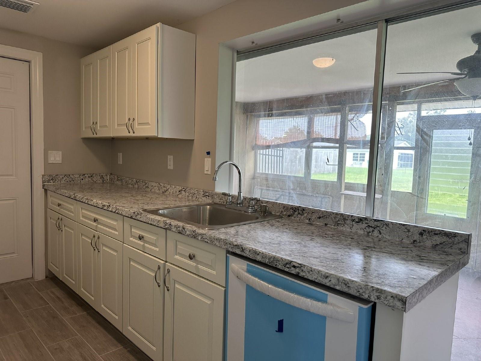 2330 LEE TER, PORT CHARLOTTE, FL, 33952