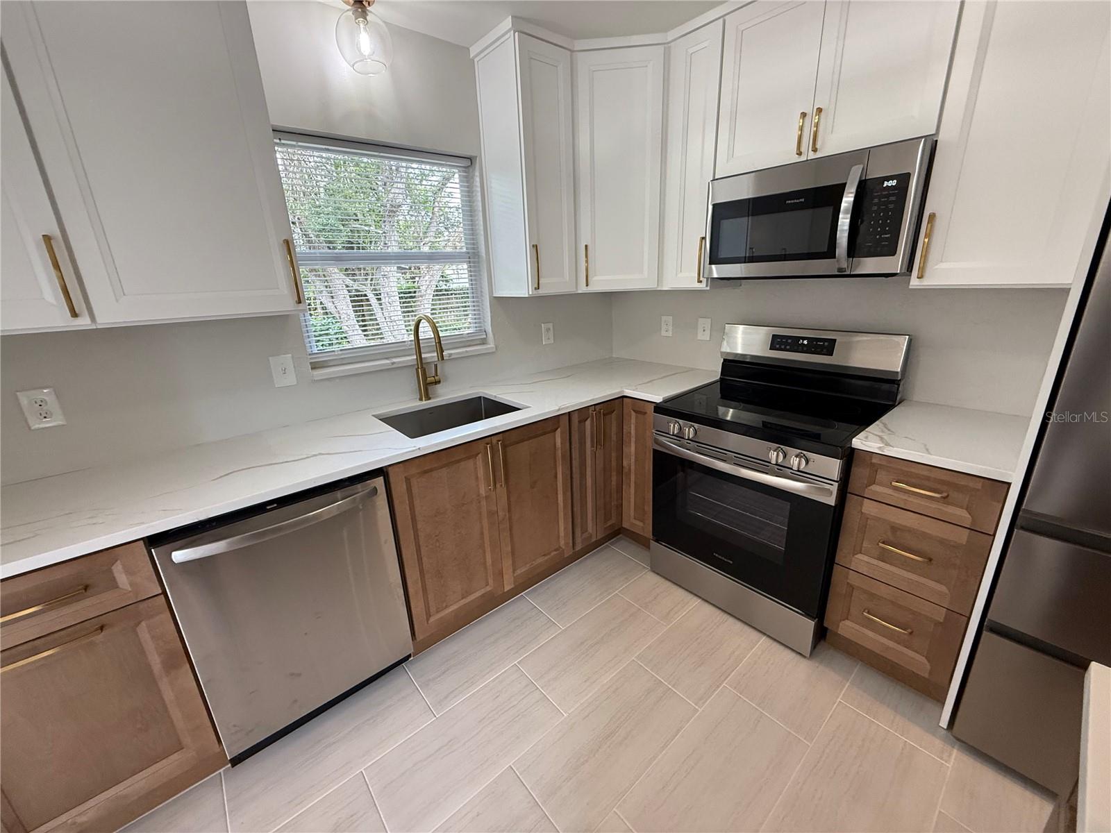 3135 ALTA VISTA ST, SARASOTA, FL, 34237