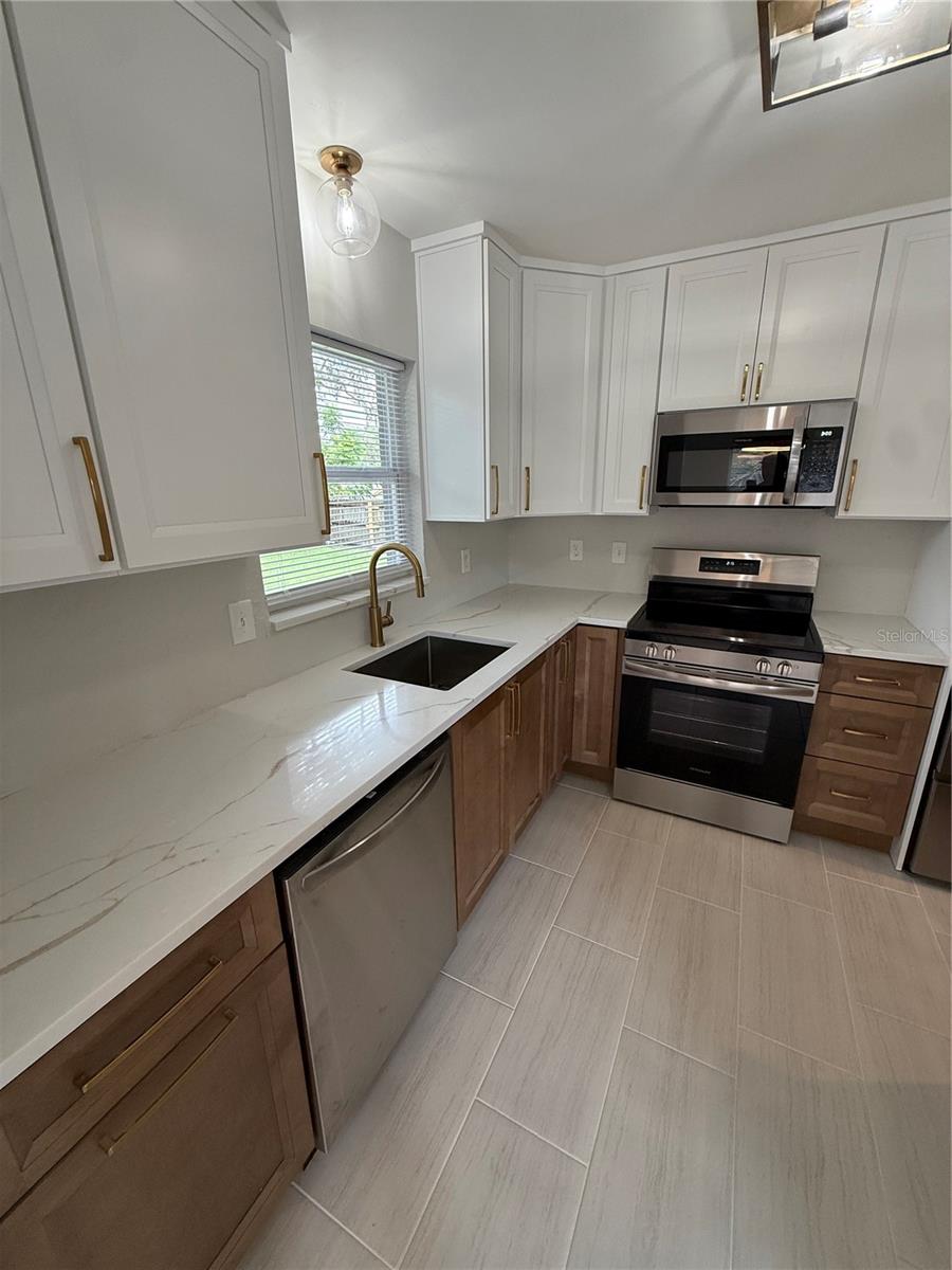 3135 ALTA VISTA ST, SARASOTA, FL, 34237