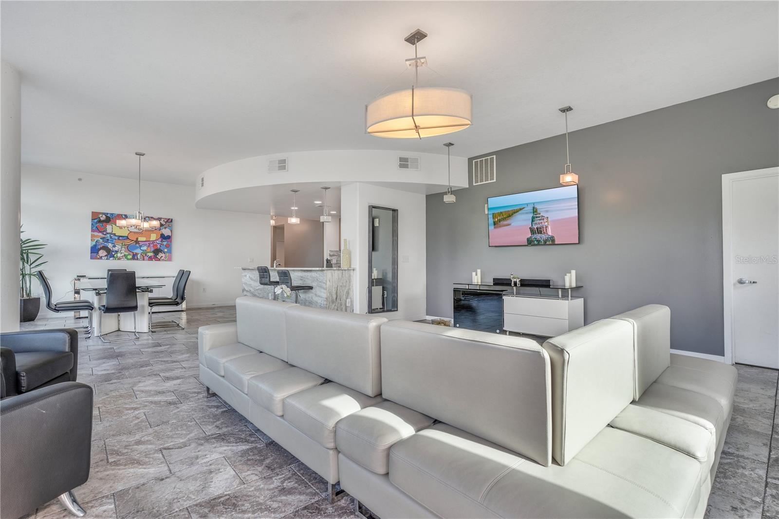 525 E JACKSON ST #302, ORLANDO, FL, 32801