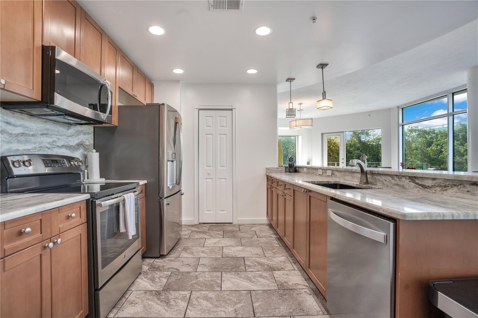 525 E JACKSON ST #302, ORLANDO, FL, 32801