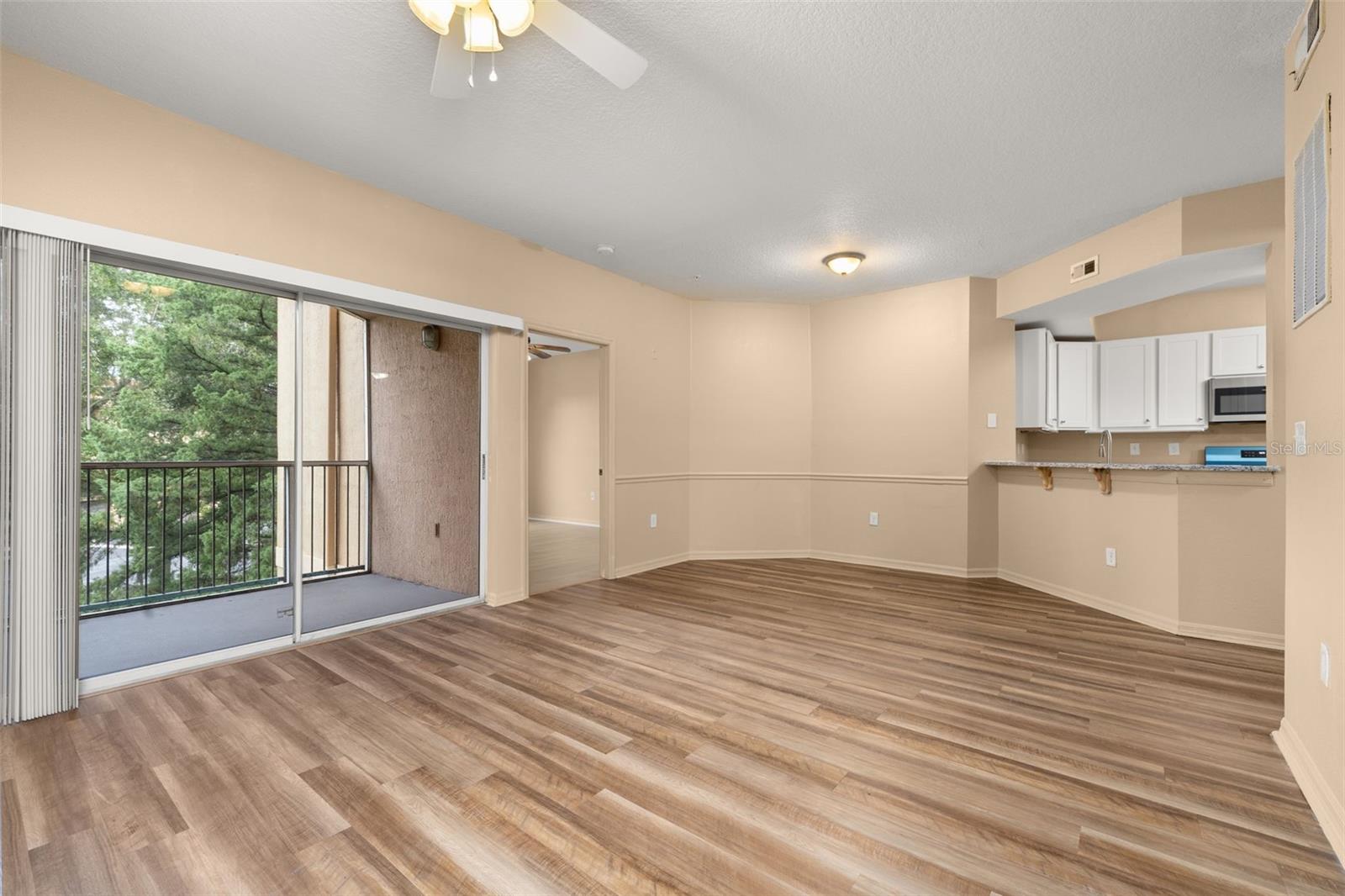 5512 METROWEST BLVD #201, ORLANDO, FL, 32811