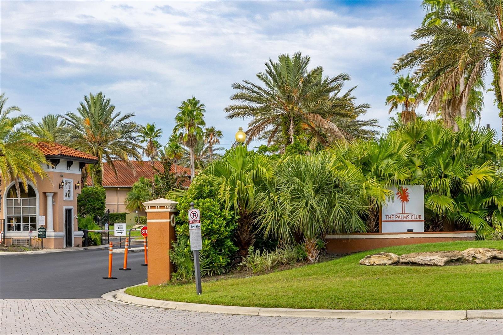 5512 METROWEST BLVD #201, ORLANDO, FL, 32811