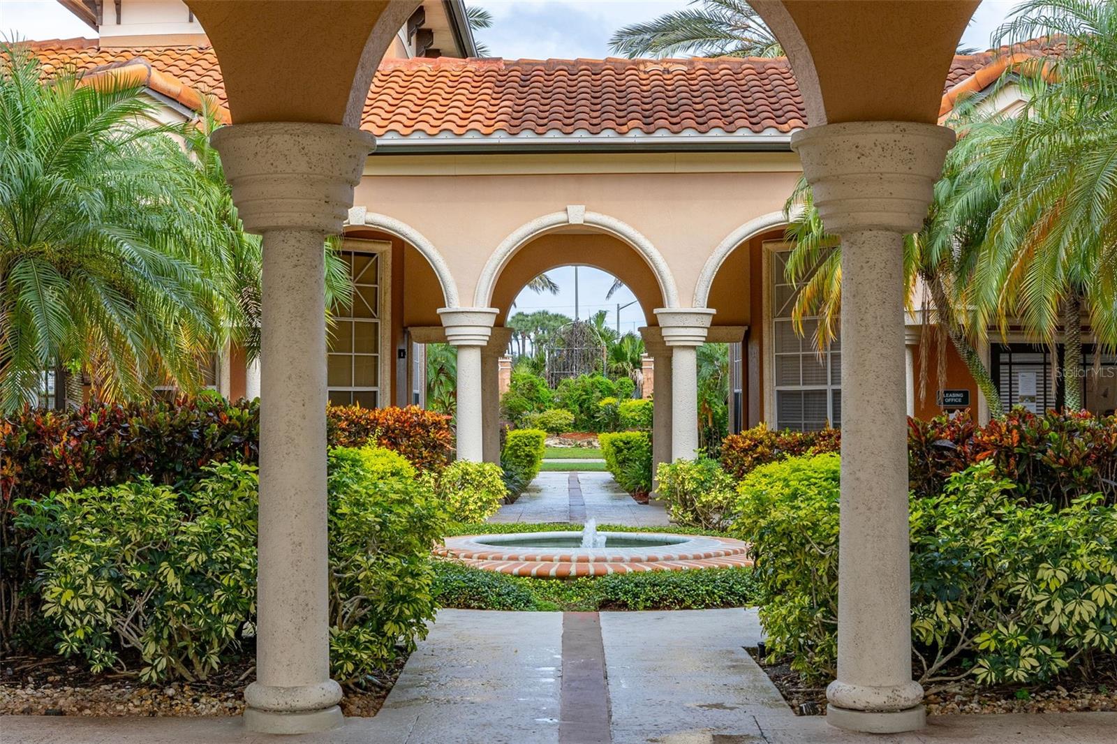 5512 METROWEST BLVD #201, ORLANDO, FL, 32811