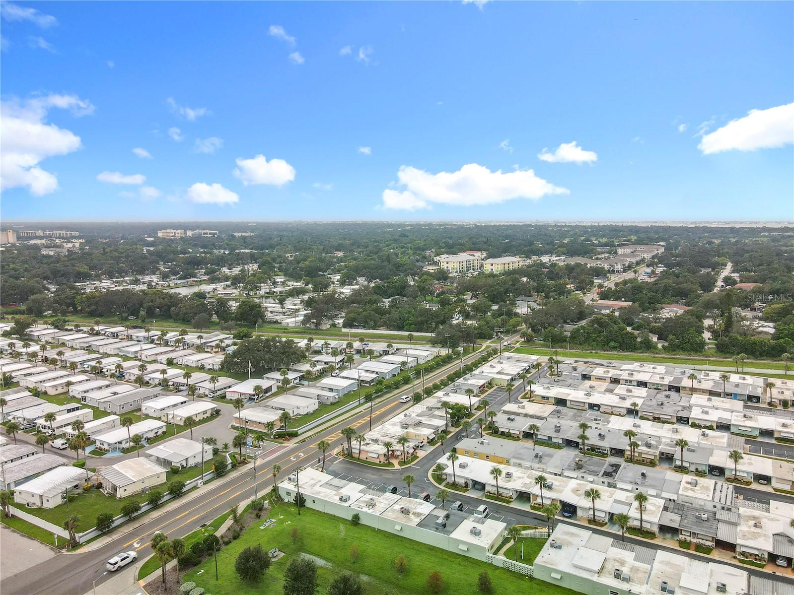 250 ROSERY RD NW #202, LARGO, FL, 33770