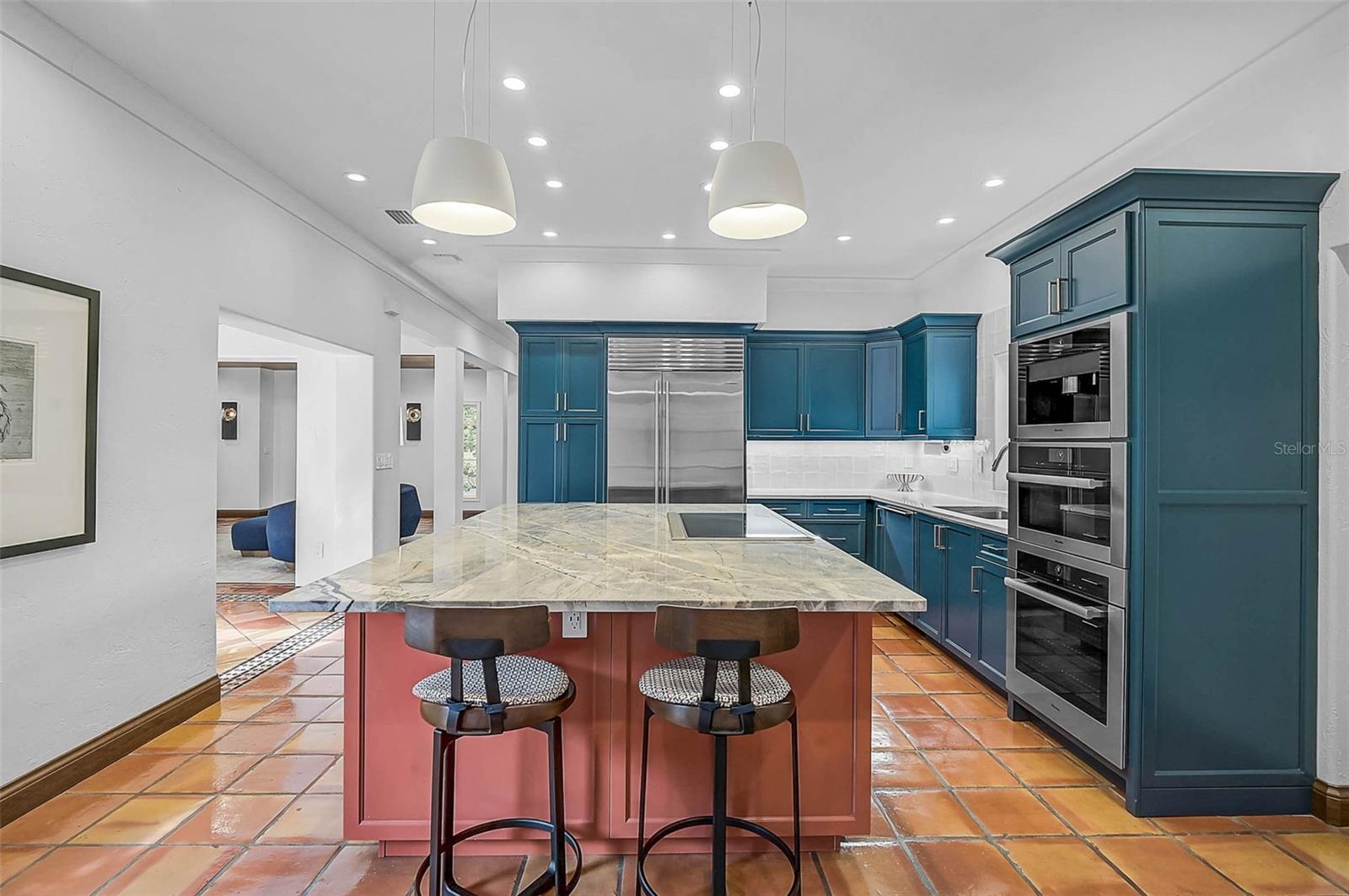 A4664741 Property Photo