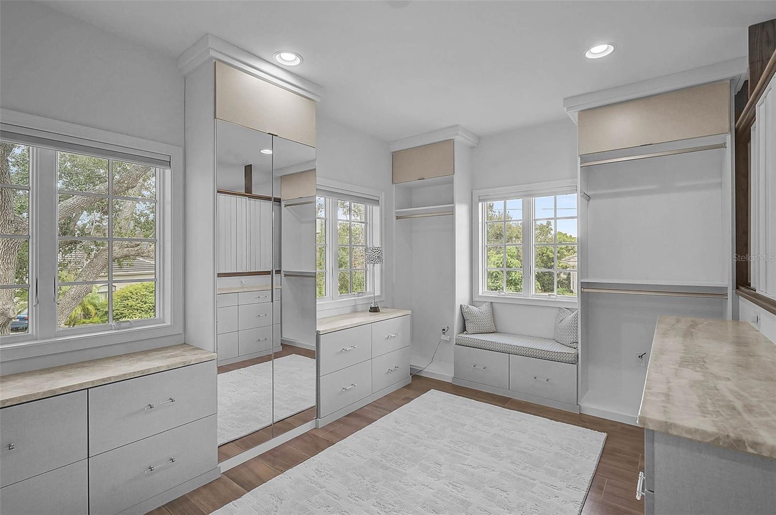 A4664741 Property Photo