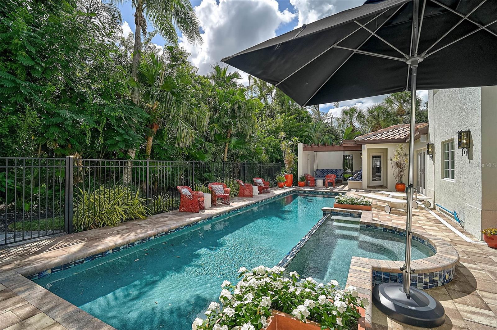 A4664741 Property Photo