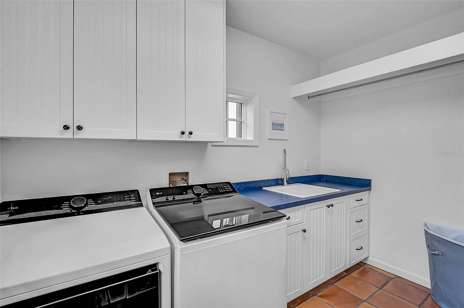 A4664741 Property Photo