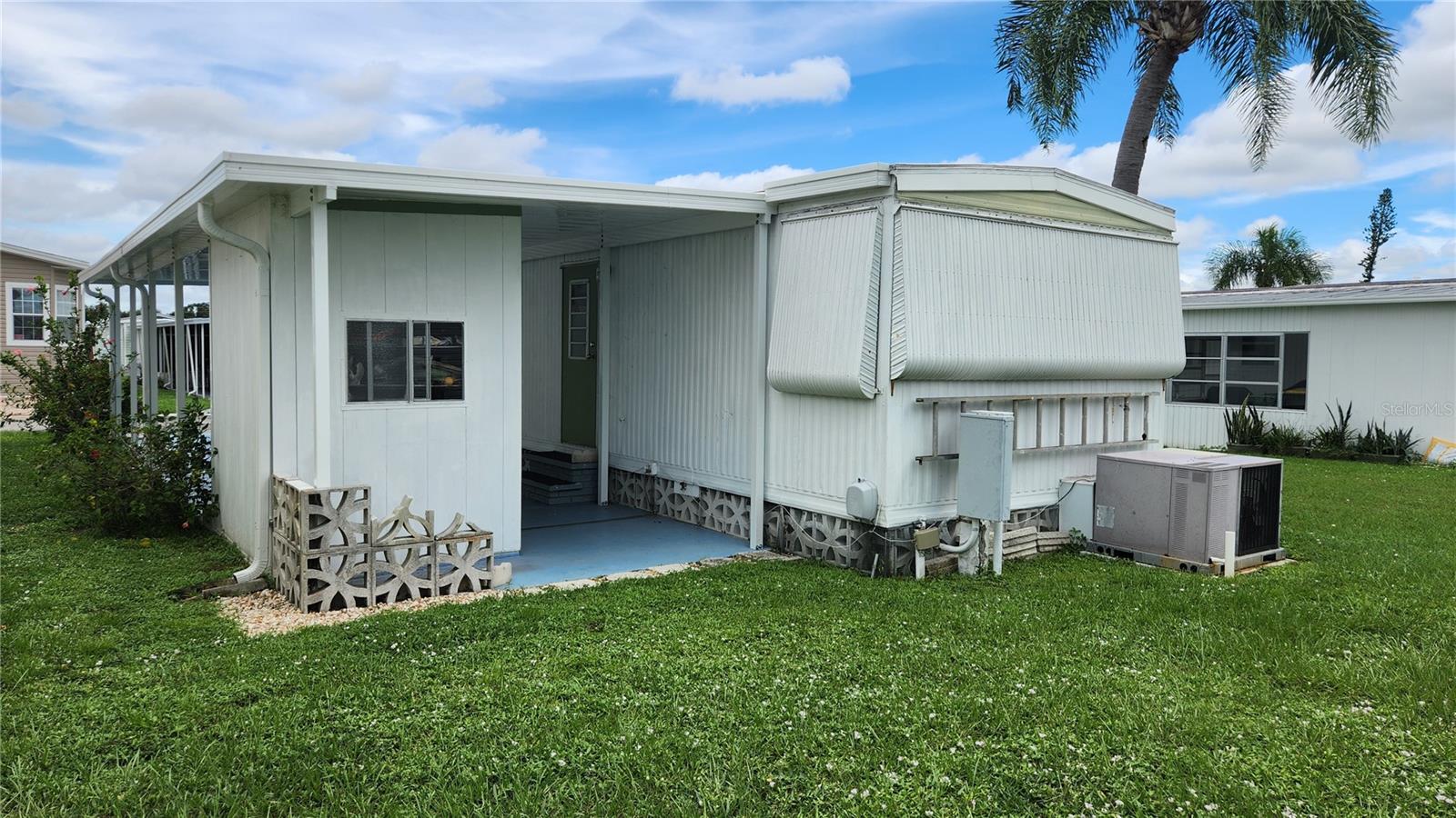 A4664744 Property Photo