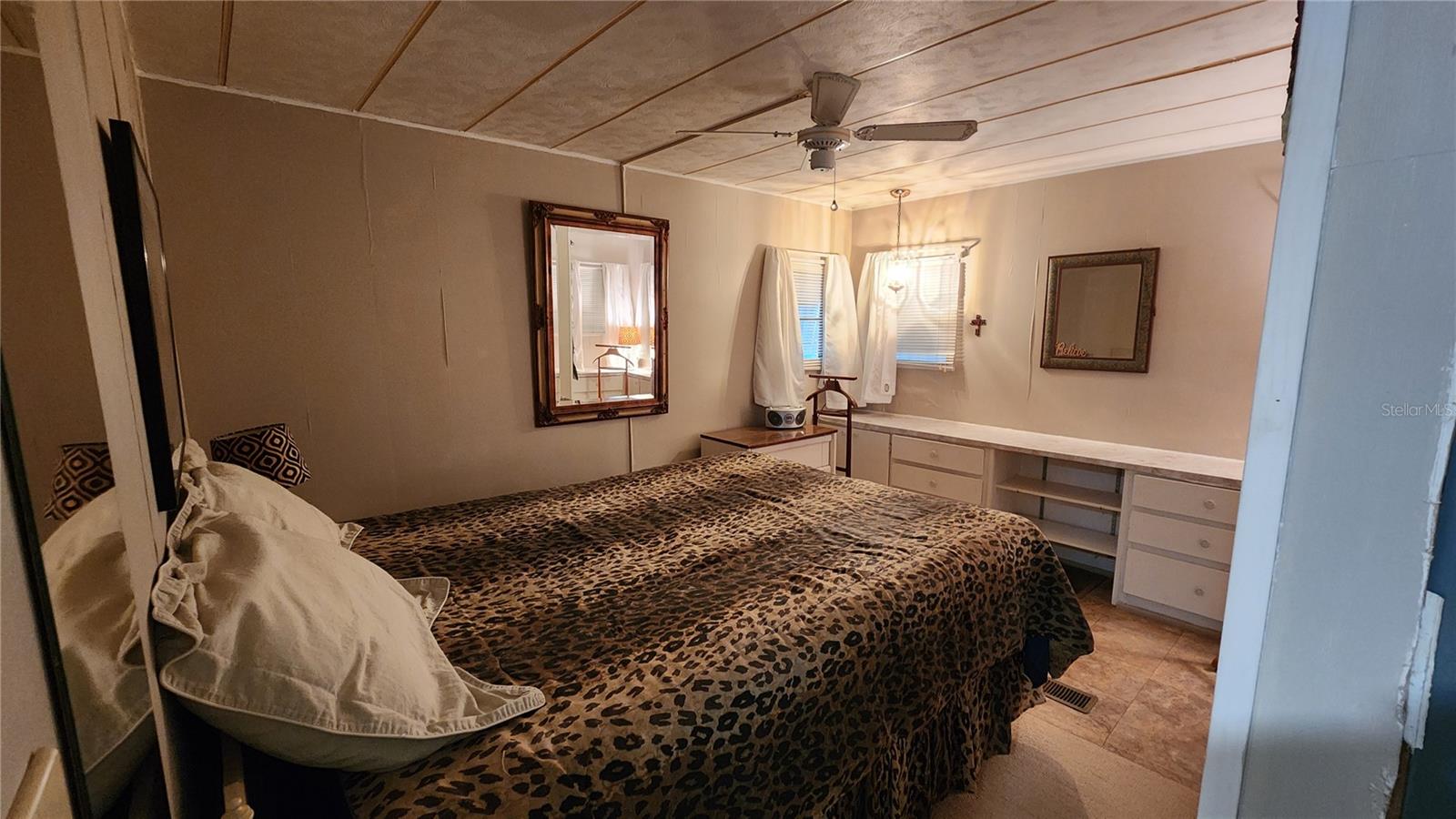 A4664744 Property Photo