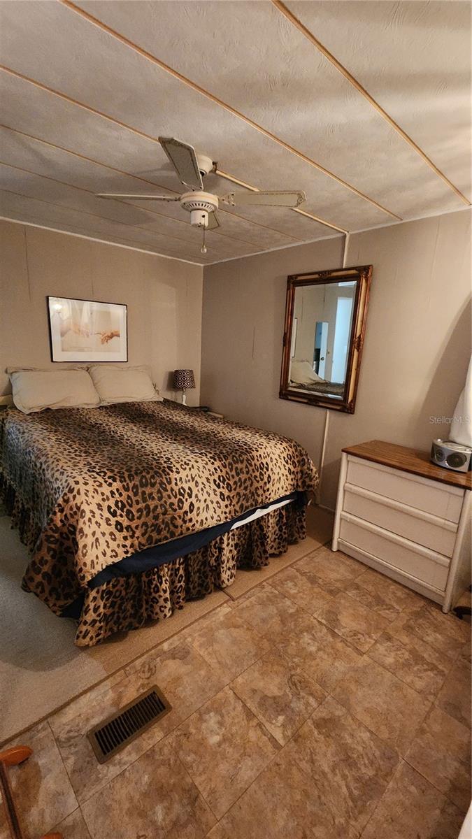 A4664744 Property Photo