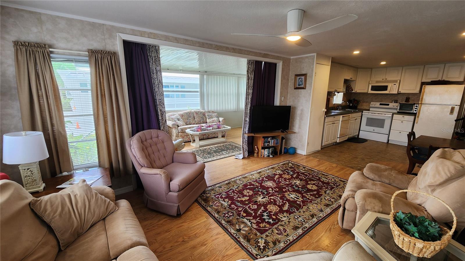 A4664744 Property Photo