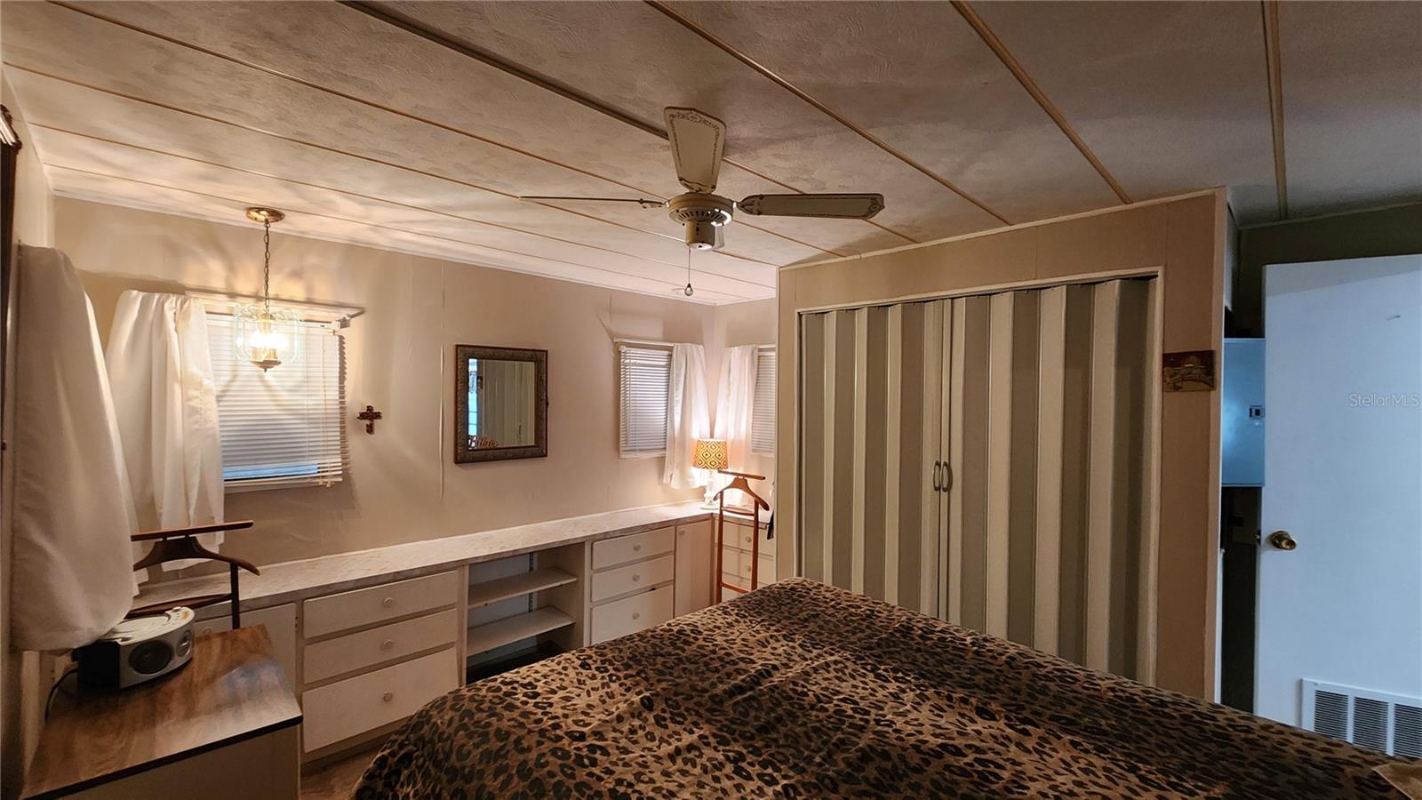 A4664744 Property Photo