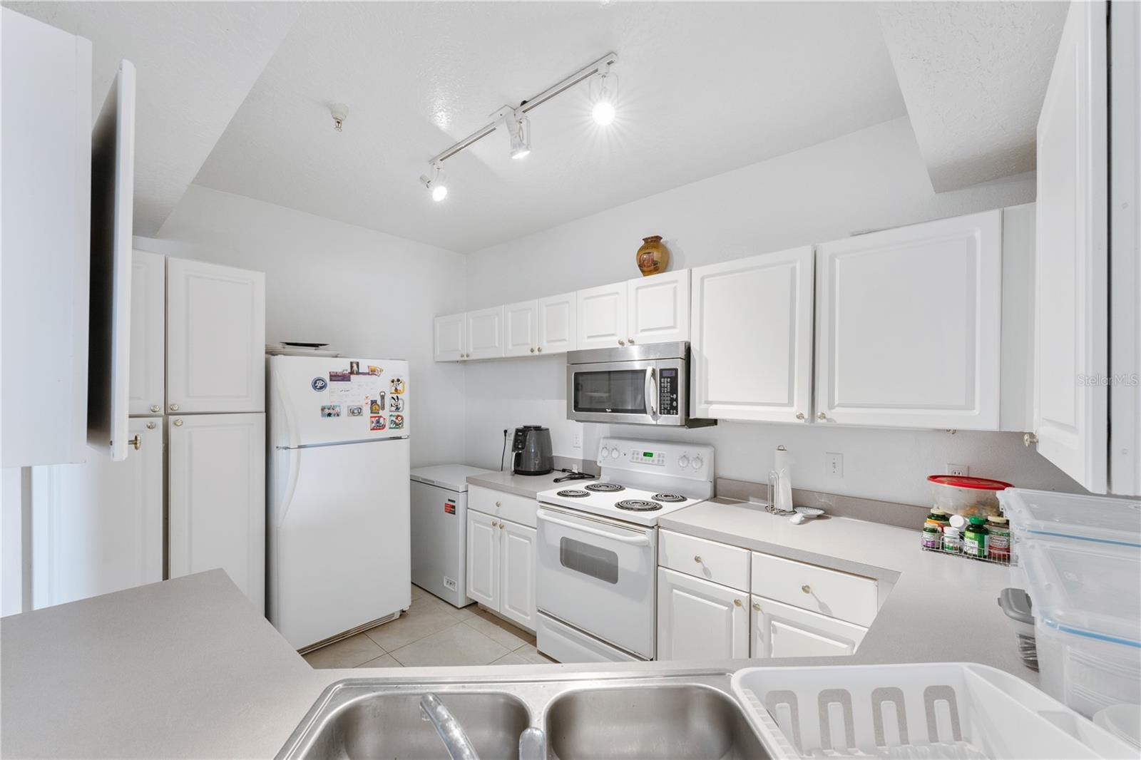 5560 METROWEST BLVD #303, ORLANDO, FL, 32811