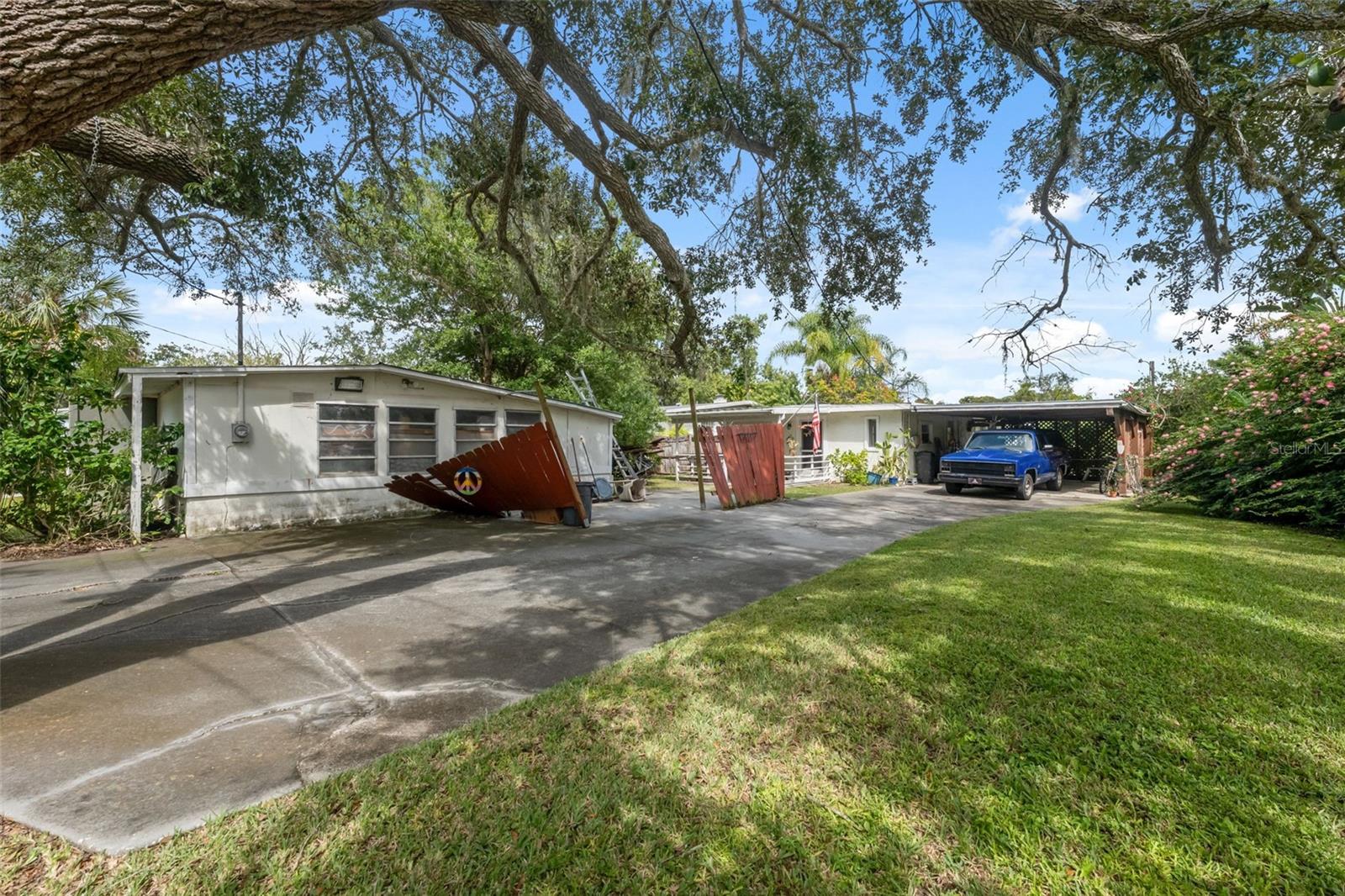 5853 MARIPOSA DR, HOLIDAY, FL, 34690