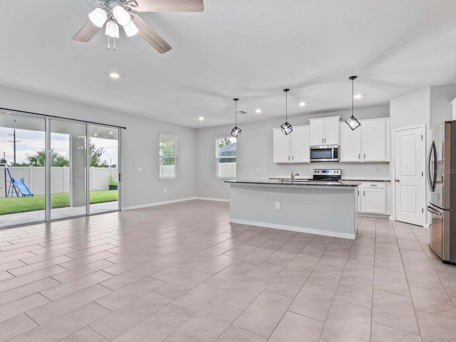 2092 MIDNIGHT PEARL DR, SARASOTA, FL, 34240