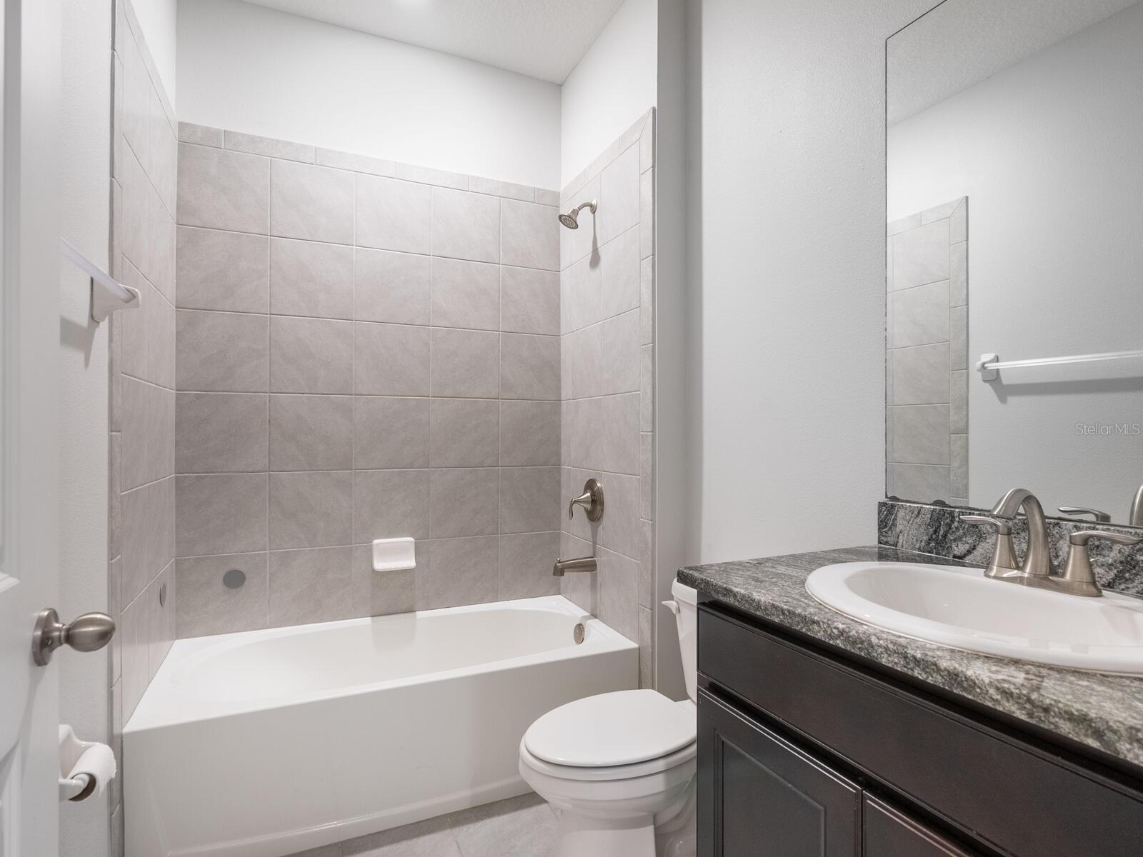 2092 MIDNIGHT PEARL DR, SARASOTA, FL, 34240