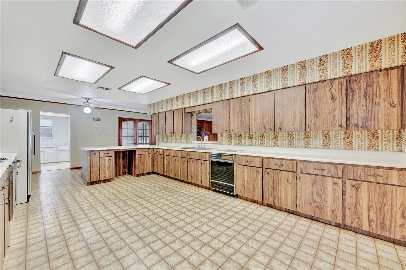 7015 SPEARS RD, PLANT CITY, FL, 33567