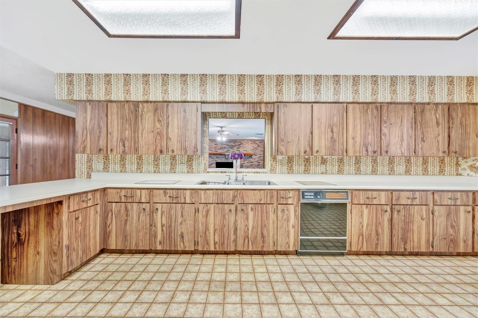 7015 SPEARS RD, PLANT CITY, FL, 33567