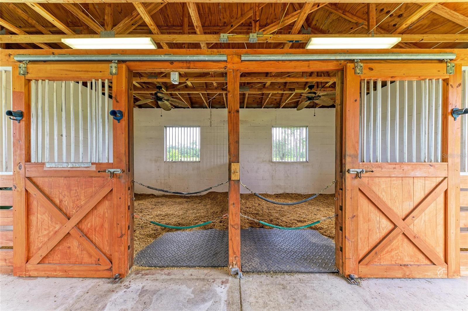 A4664784 Property Photo