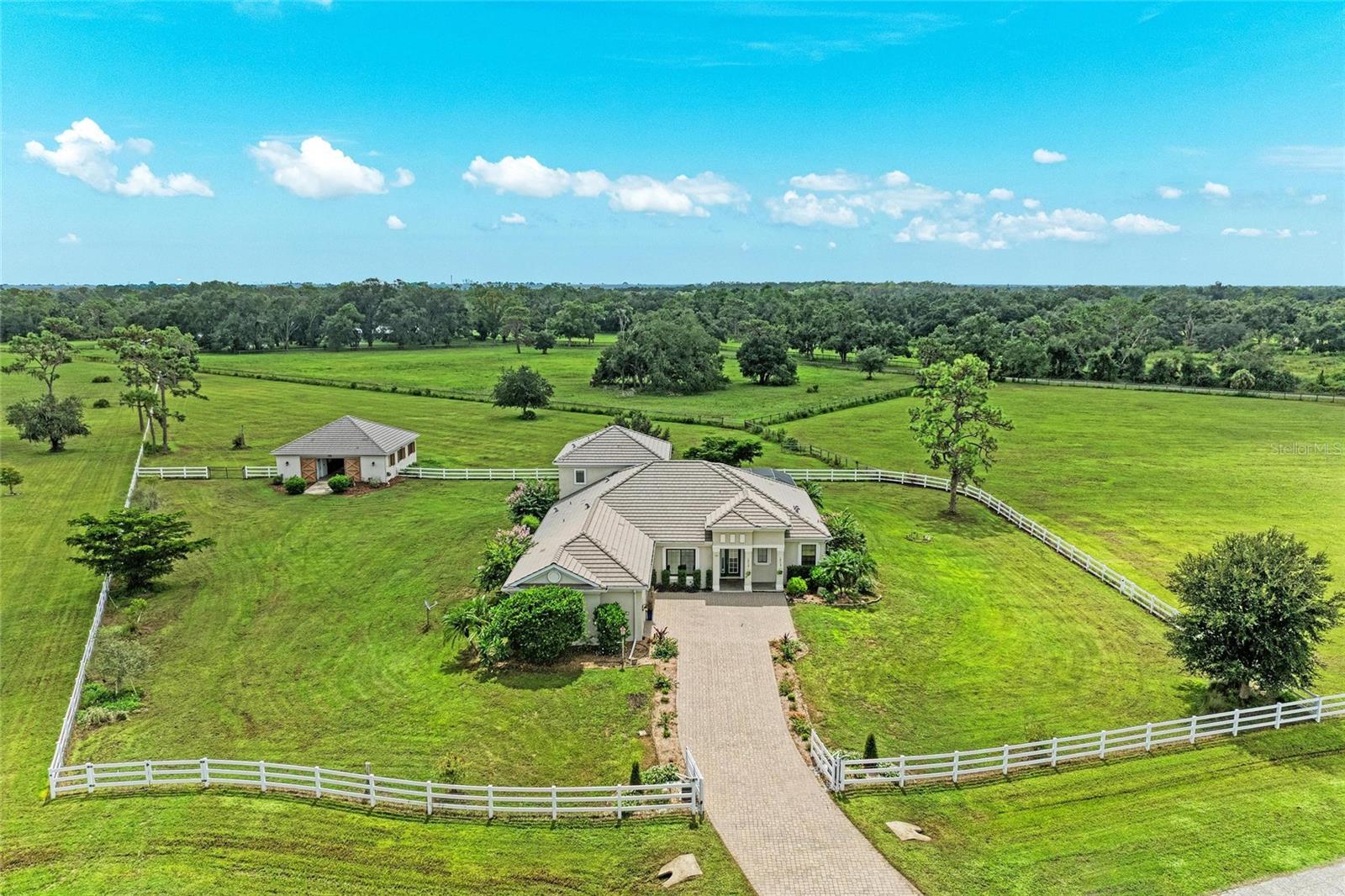 A4664784 Property Photo