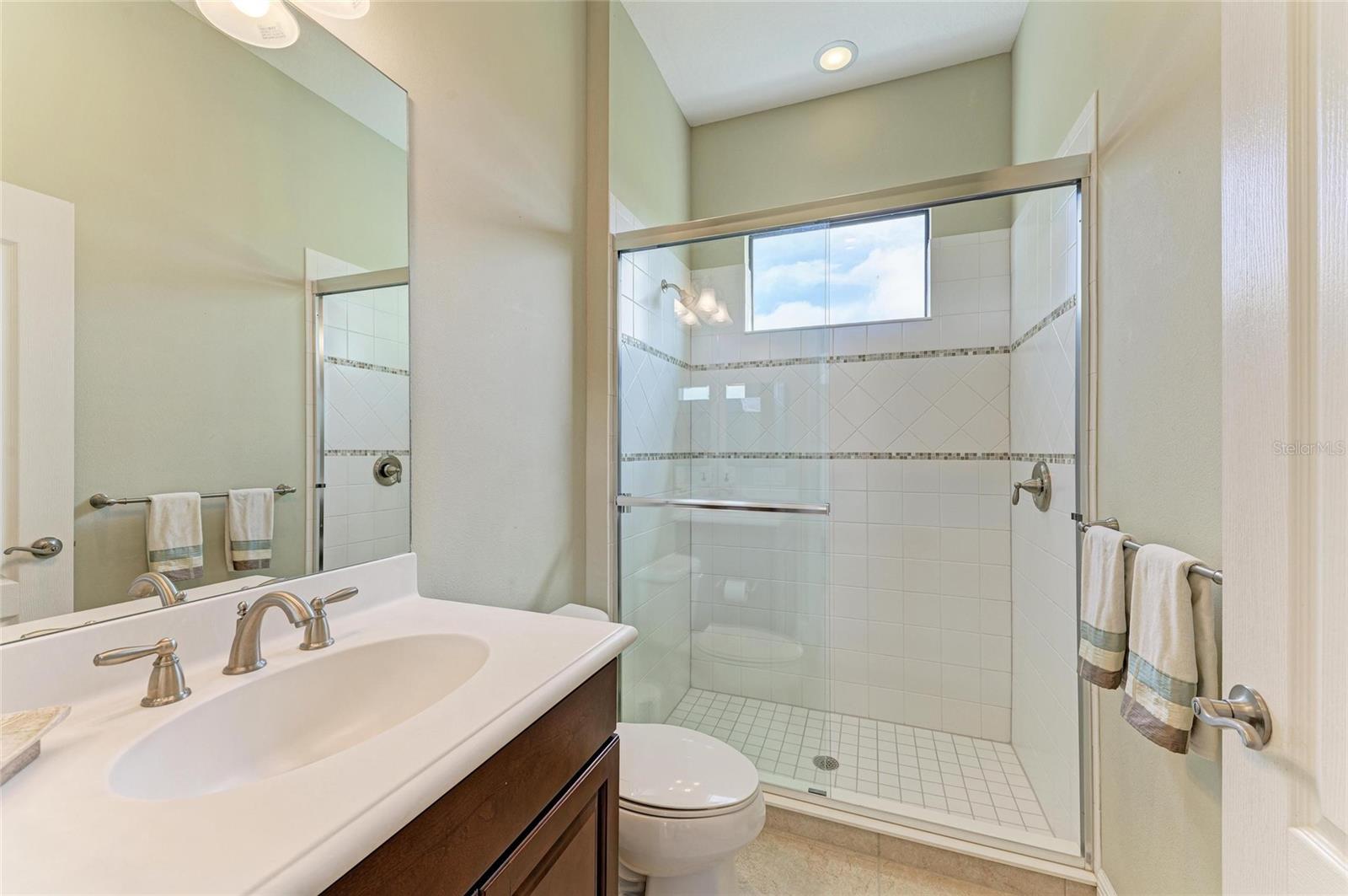 A4664784 Property Photo