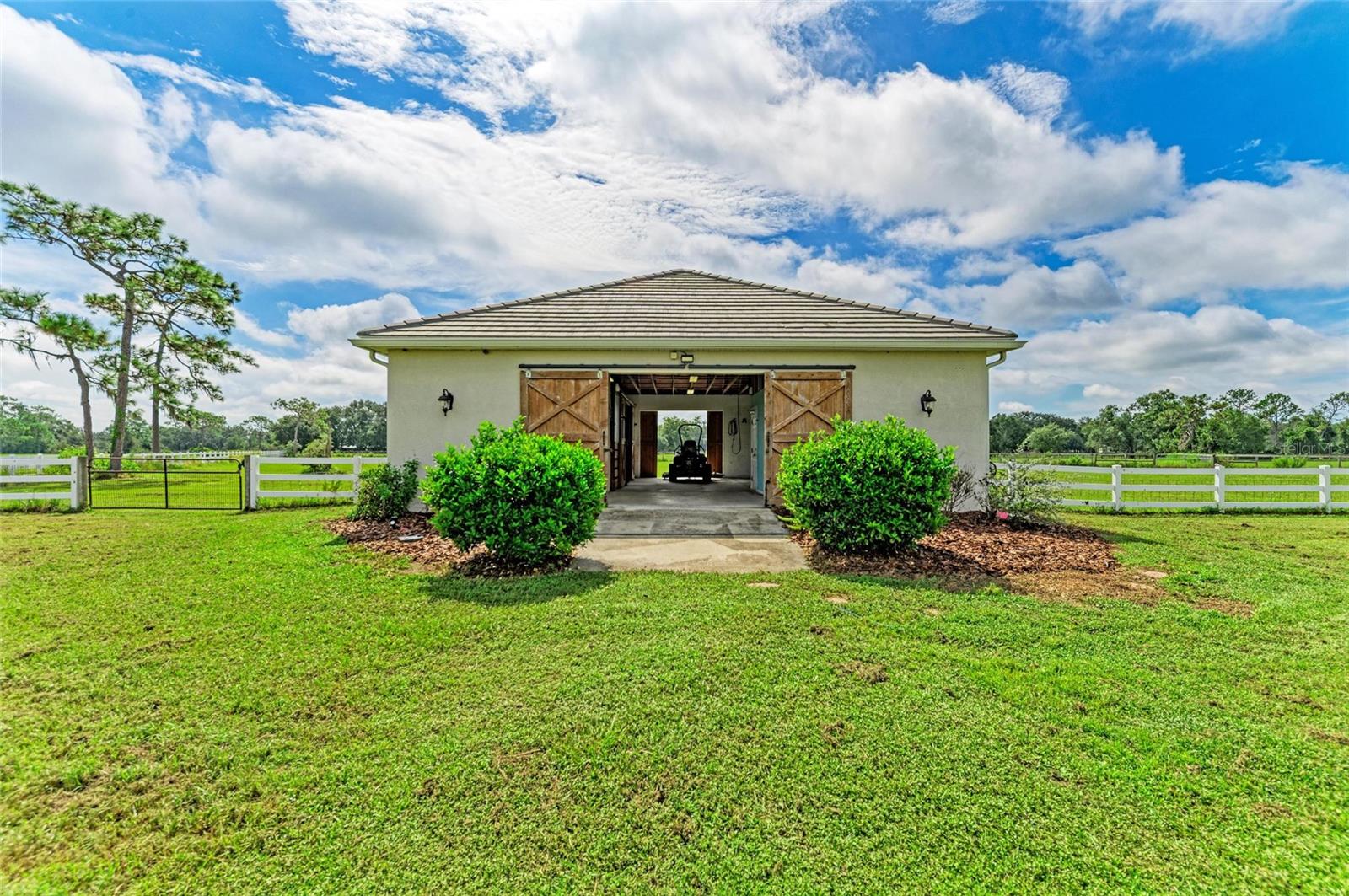 A4664784 Property Photo