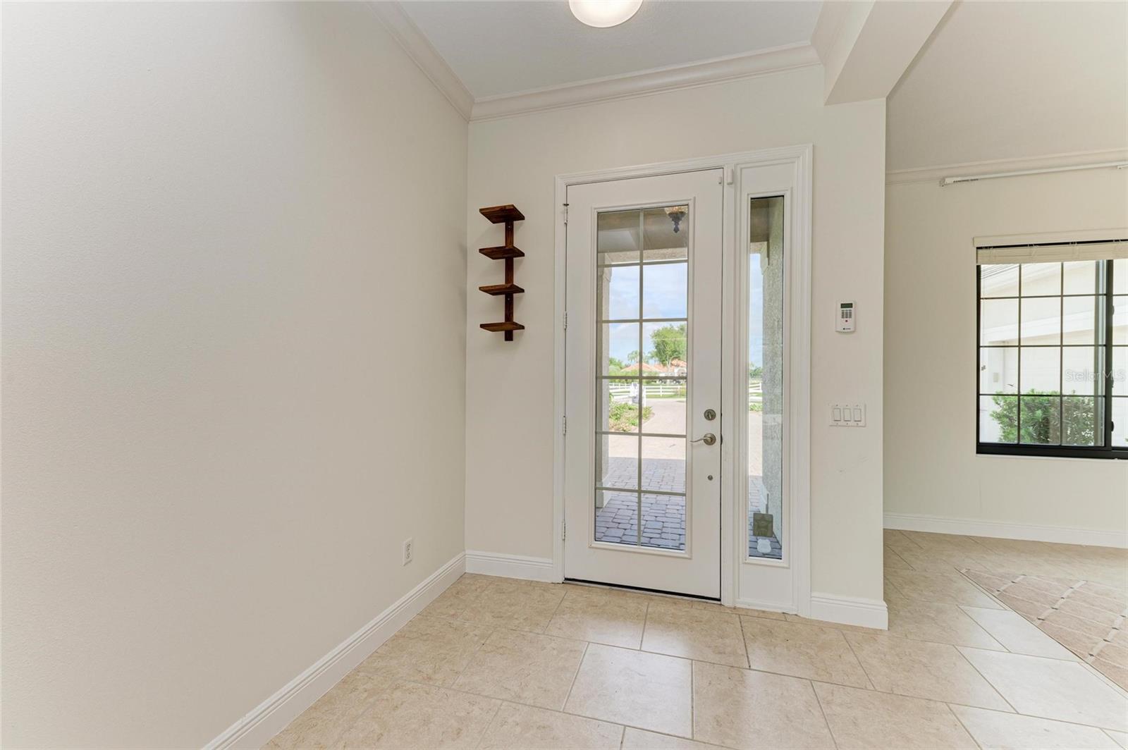 A4664784 Property Photo