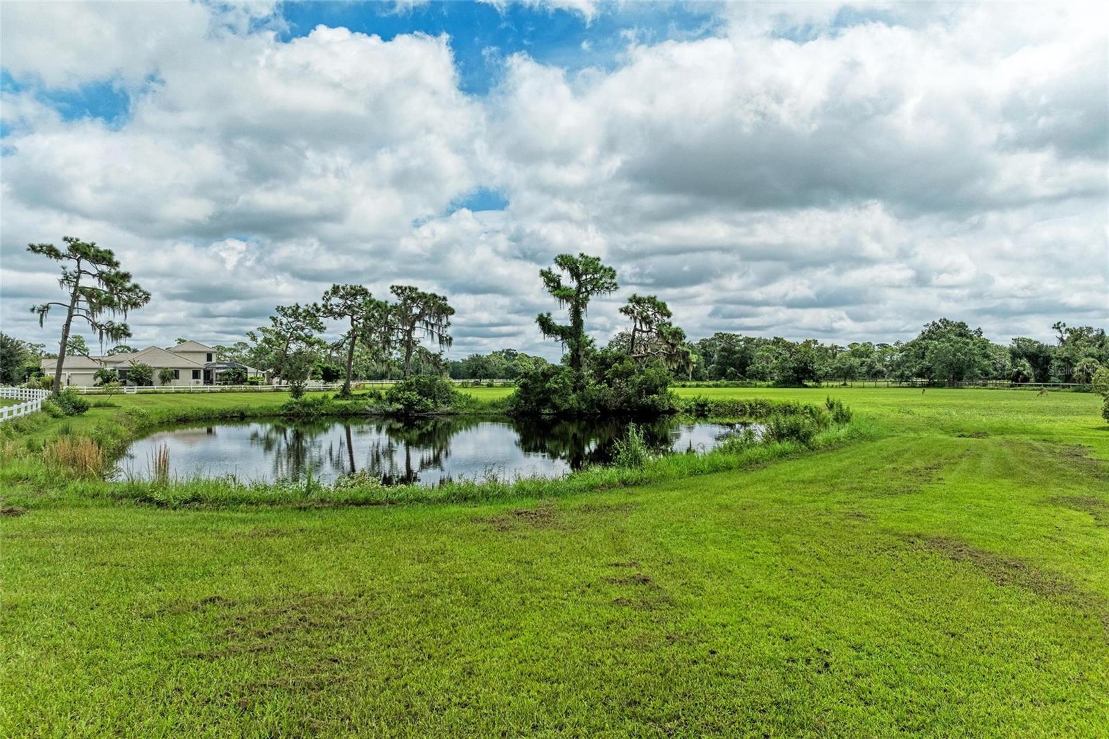 A4664784 Property Photo