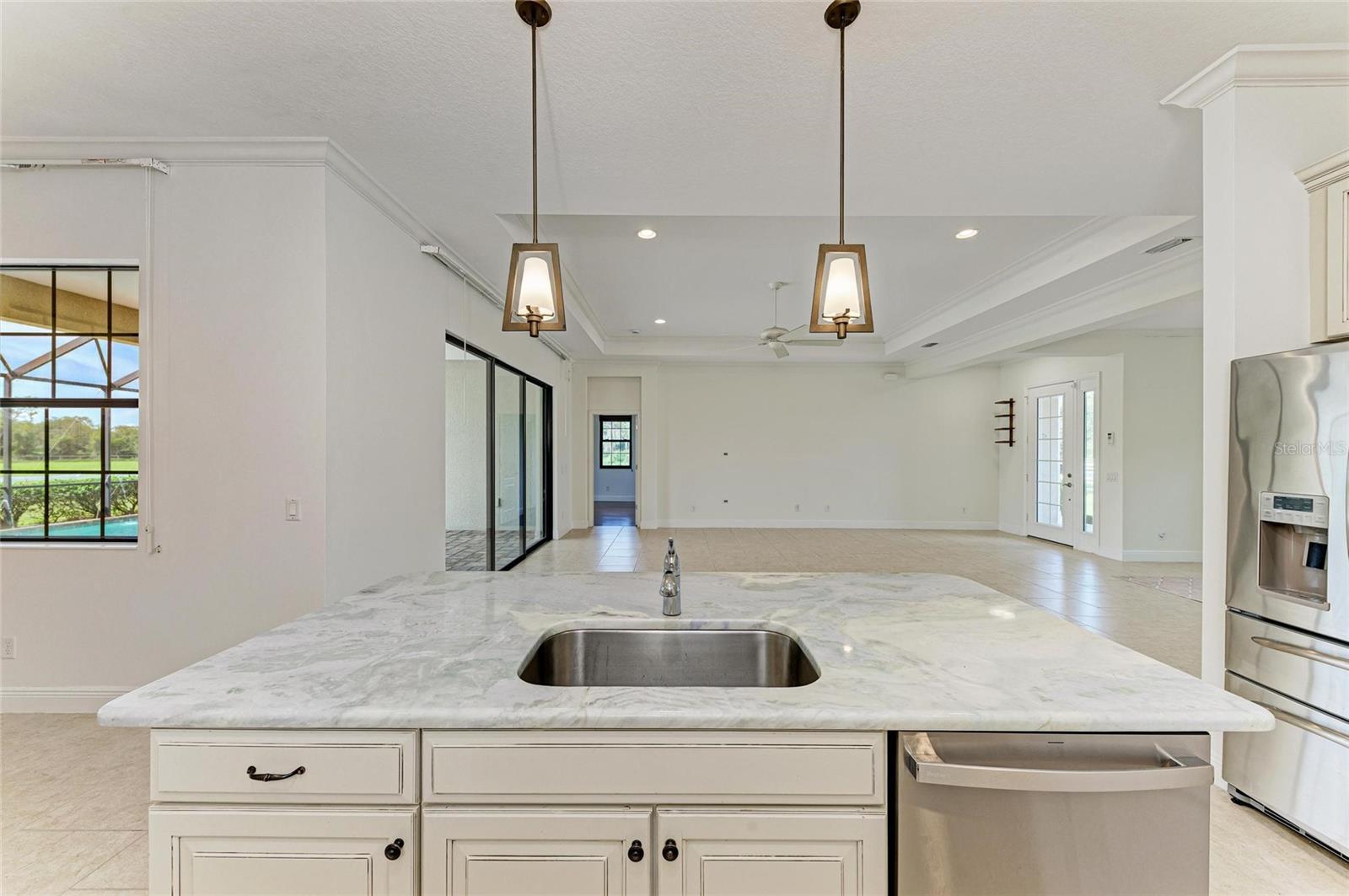 A4664784 Property Photo