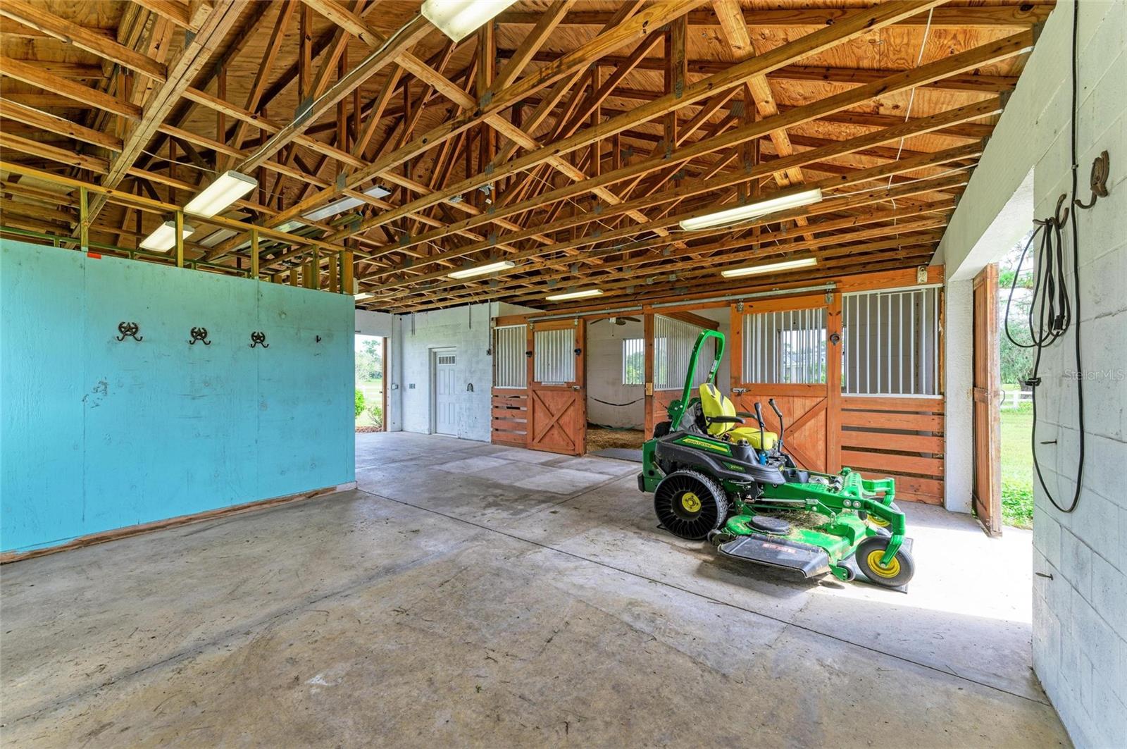 A4664784 Property Photo