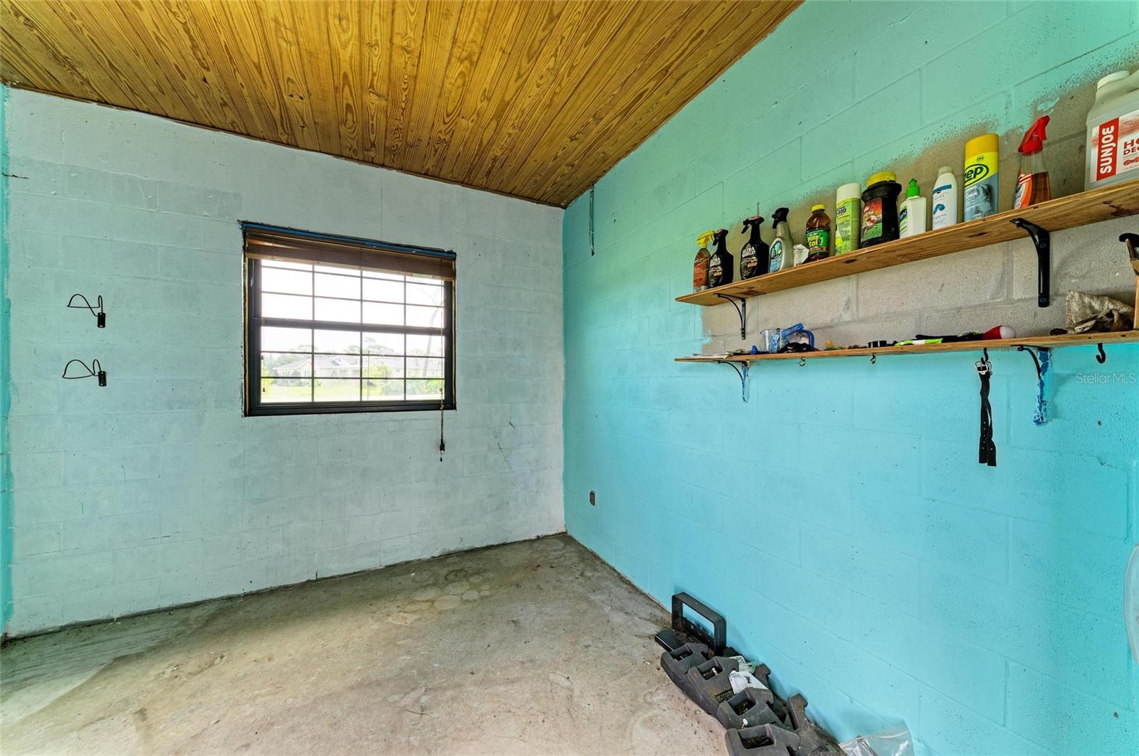 A4664784 Property Photo