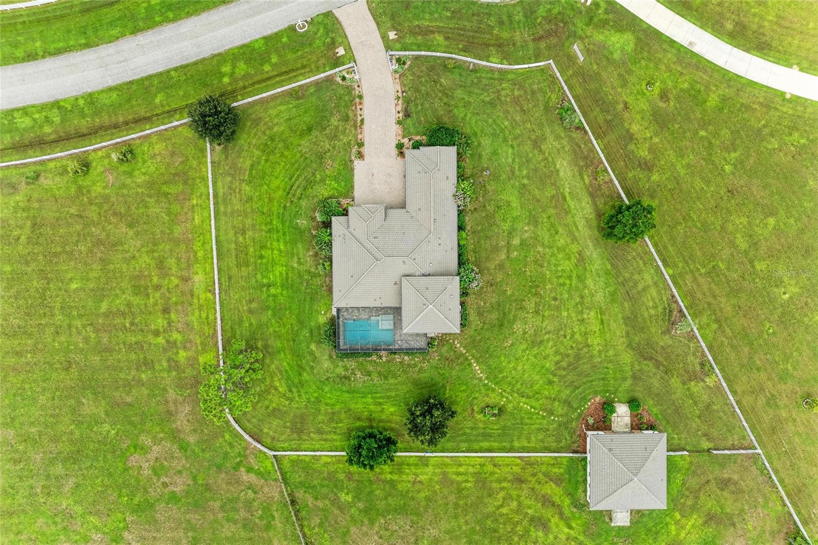 A4664784 Property Photo