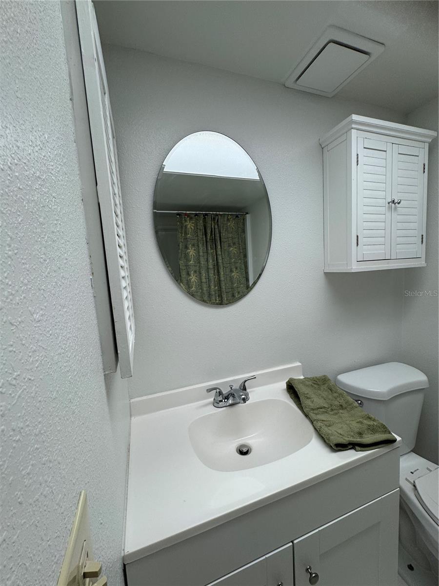 W7878902 Property Photo