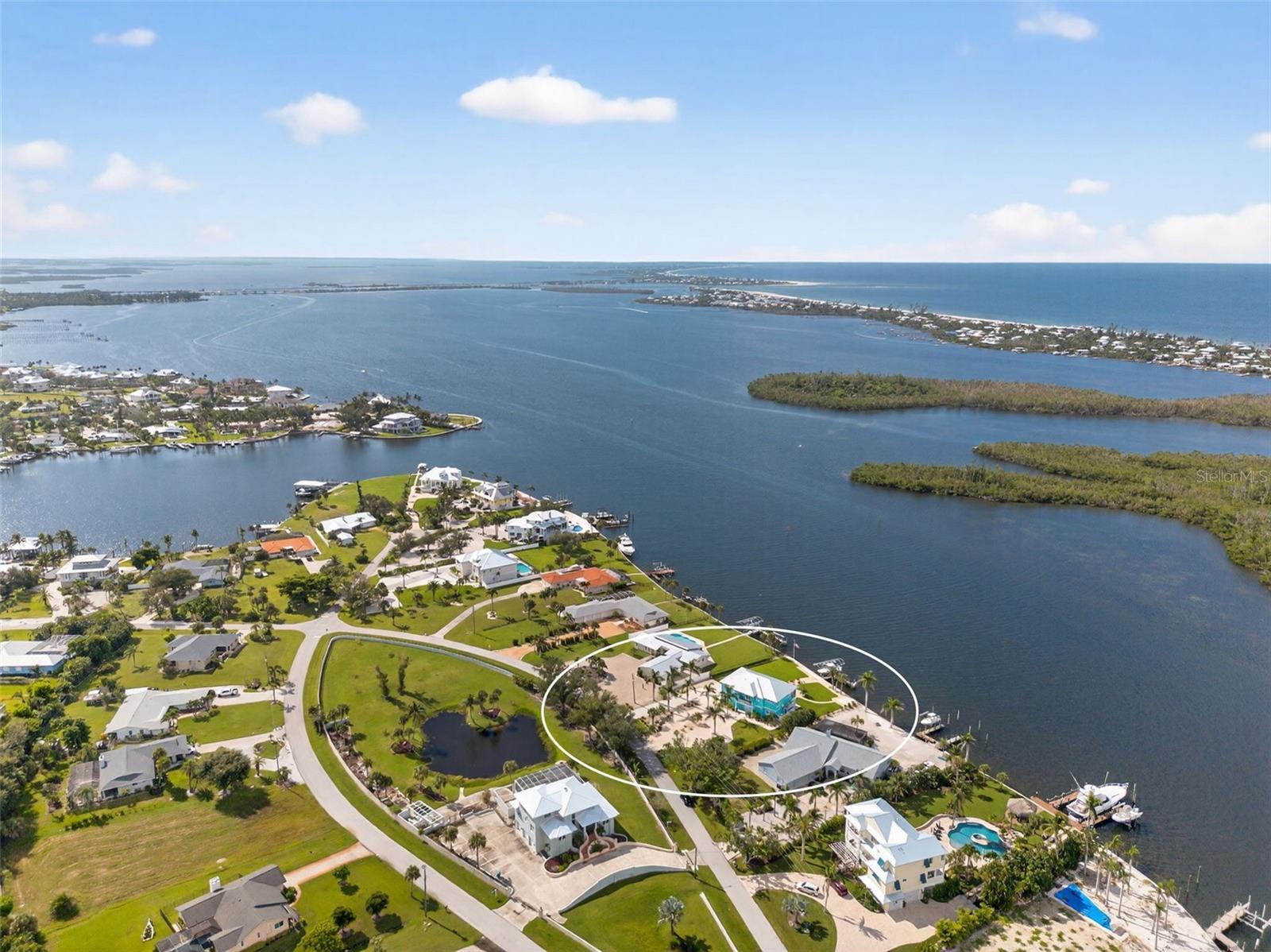 D6143762 Property Photo