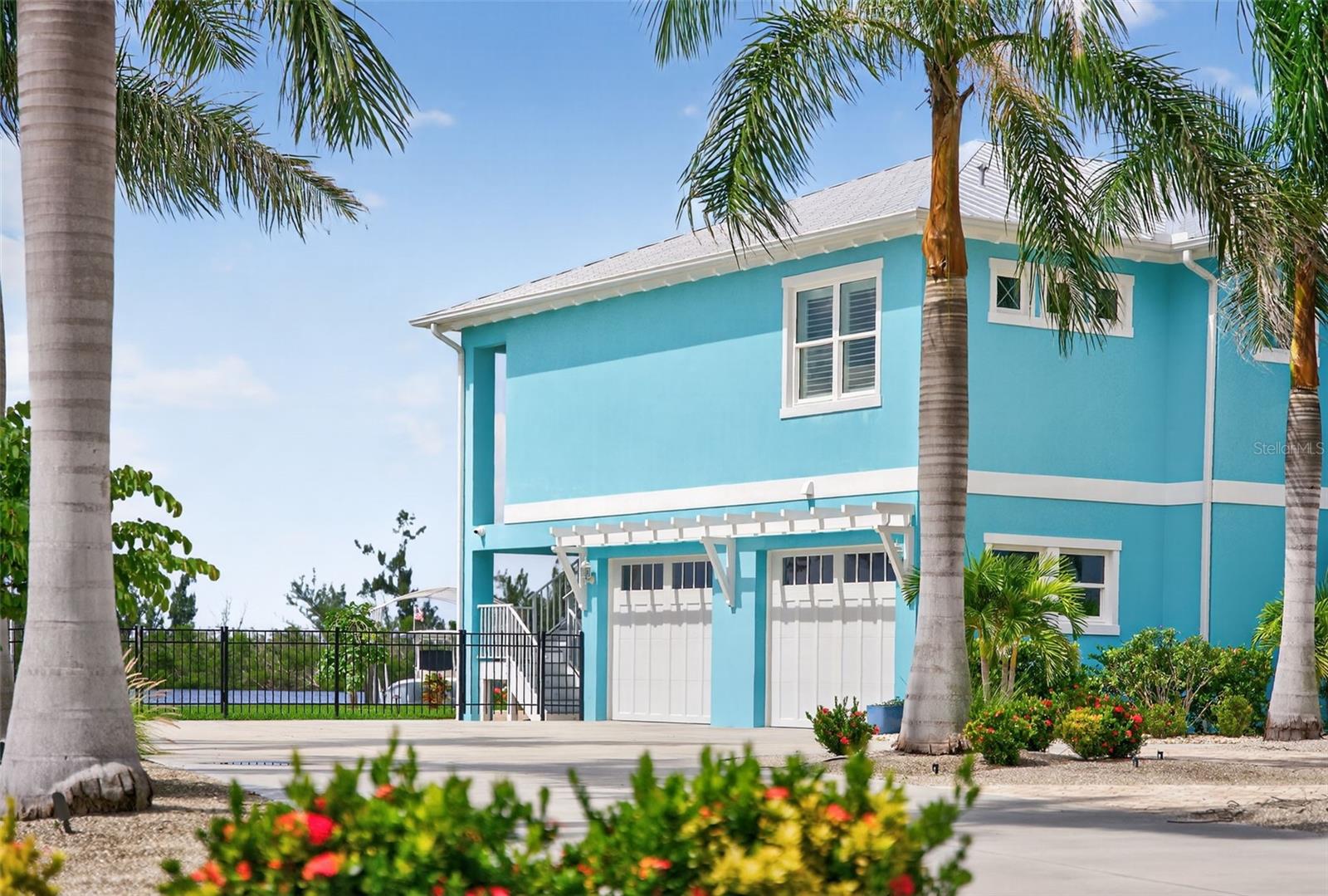 D6143762 Property Photo