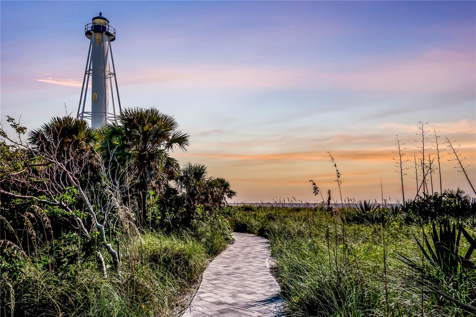 D6143762 Property Photo