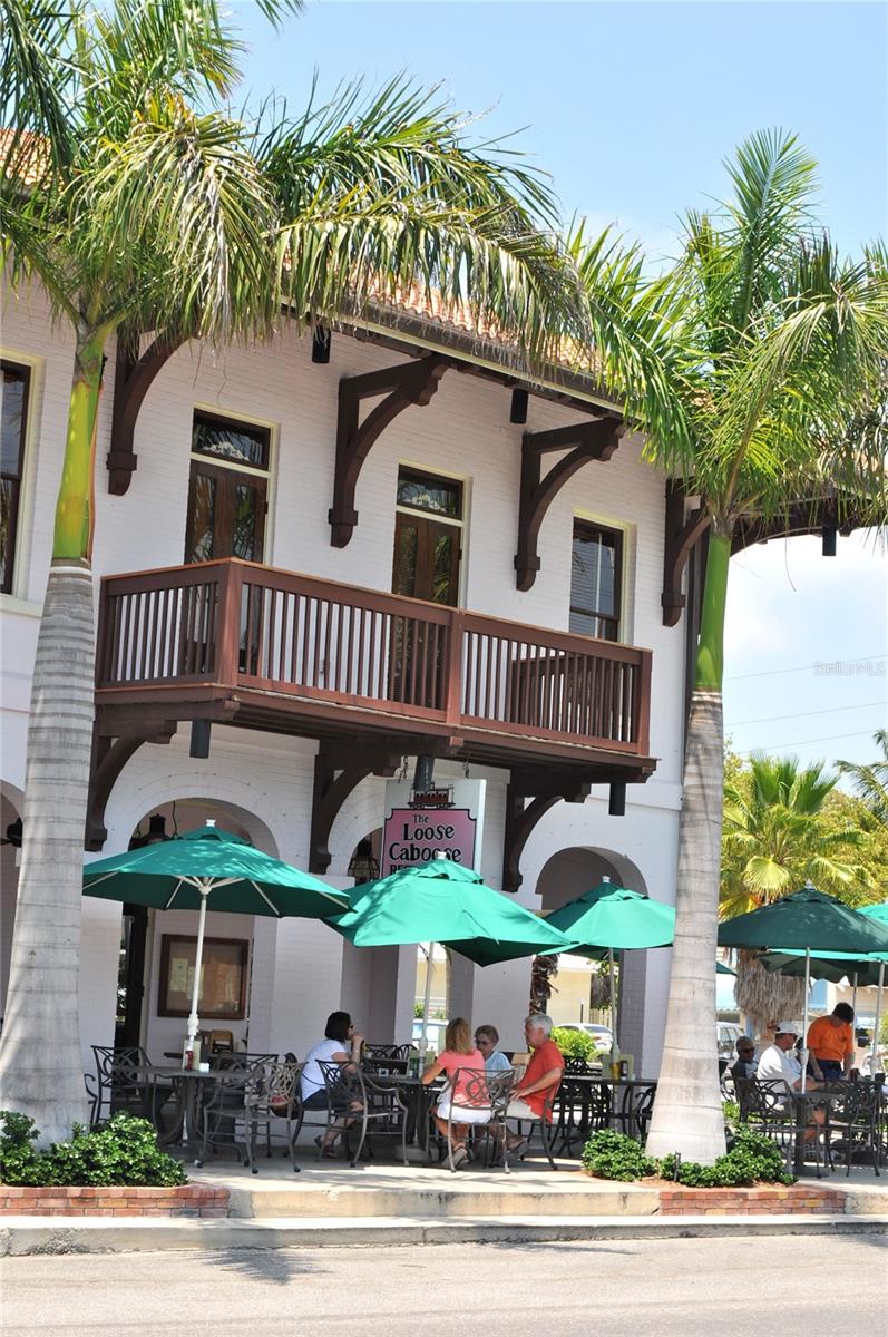 D6143762 Property Photo