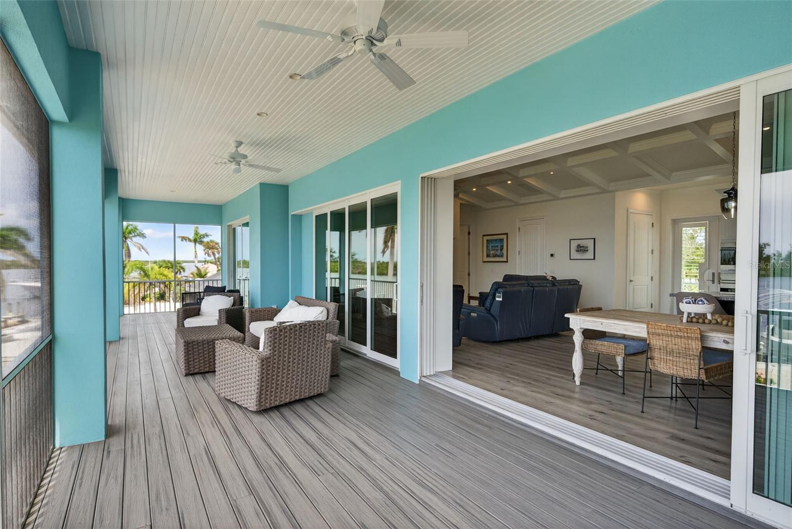 D6143762 Property Photo