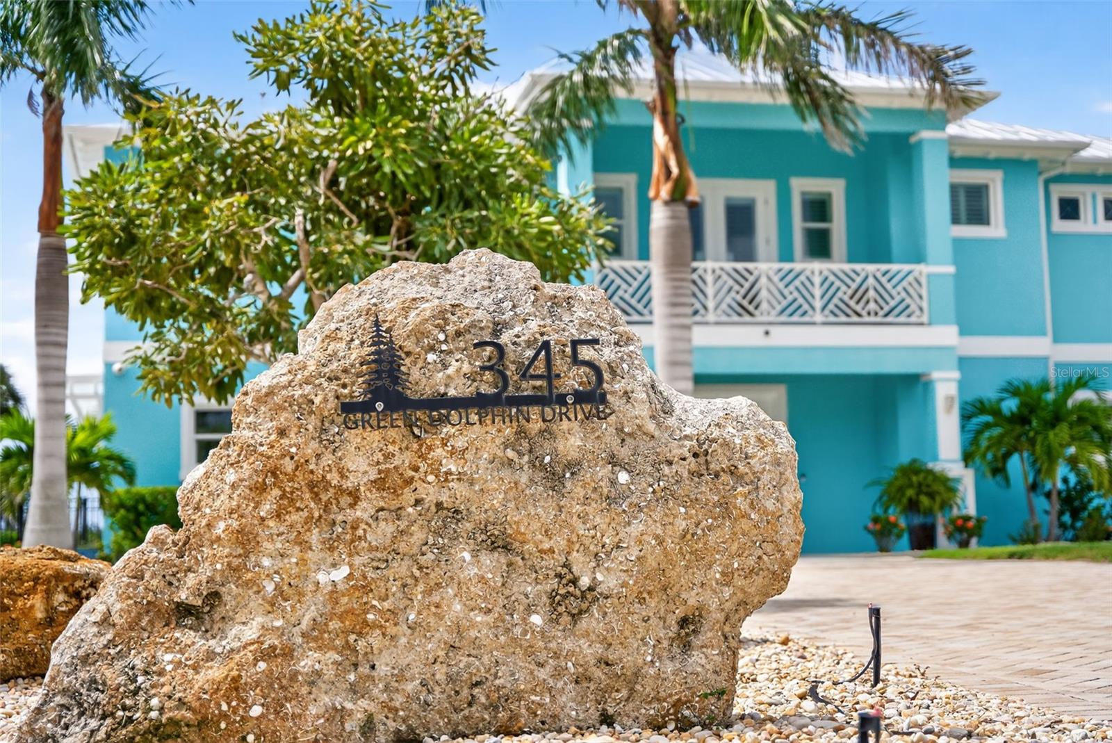 D6143762 Property Photo