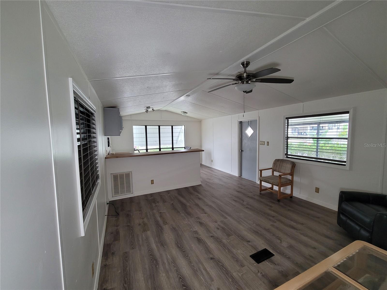 TB8426671 Property Photo