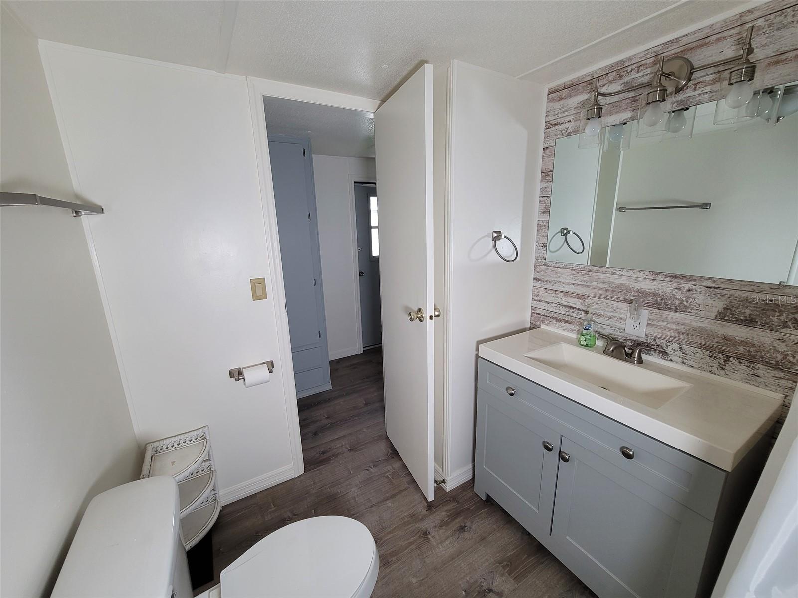 TB8426671 Property Photo