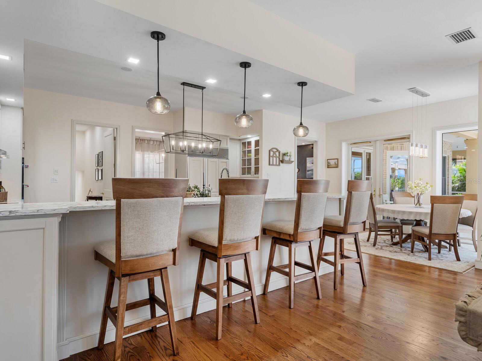 A4664806 Property Photo