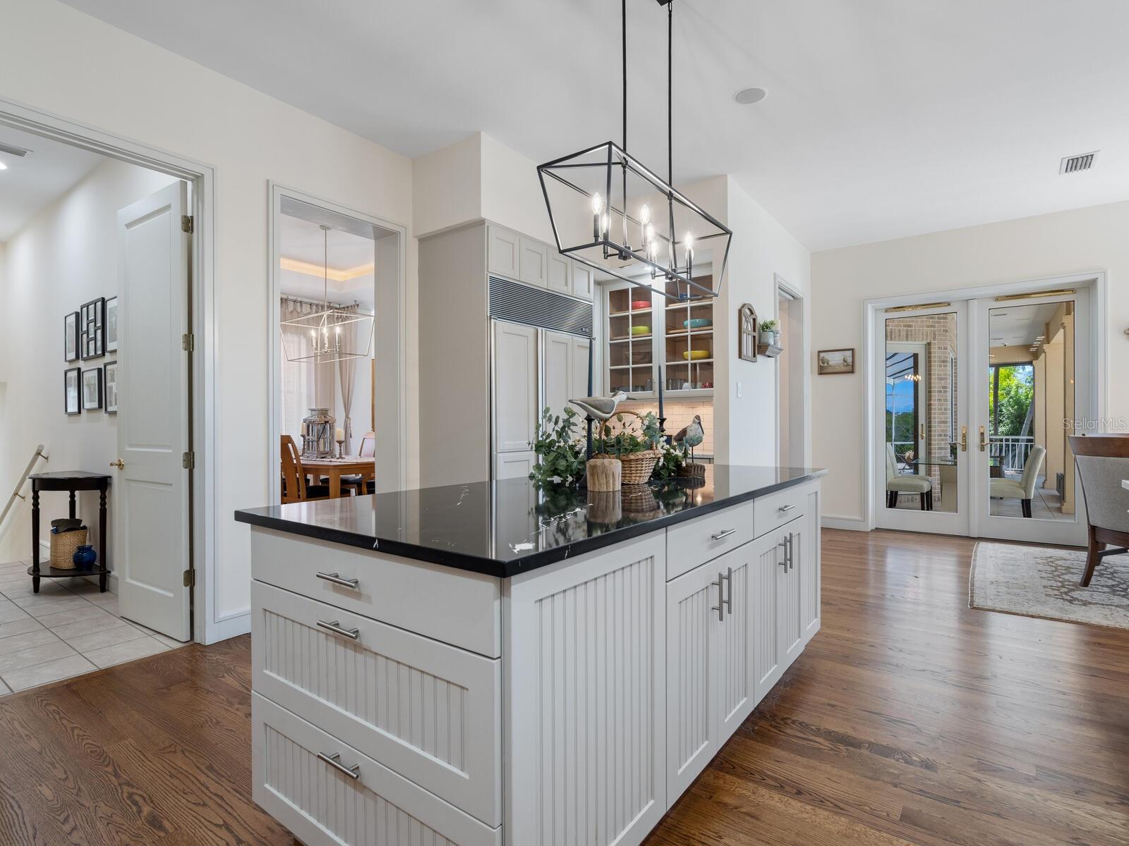 A4664806 Property Photo