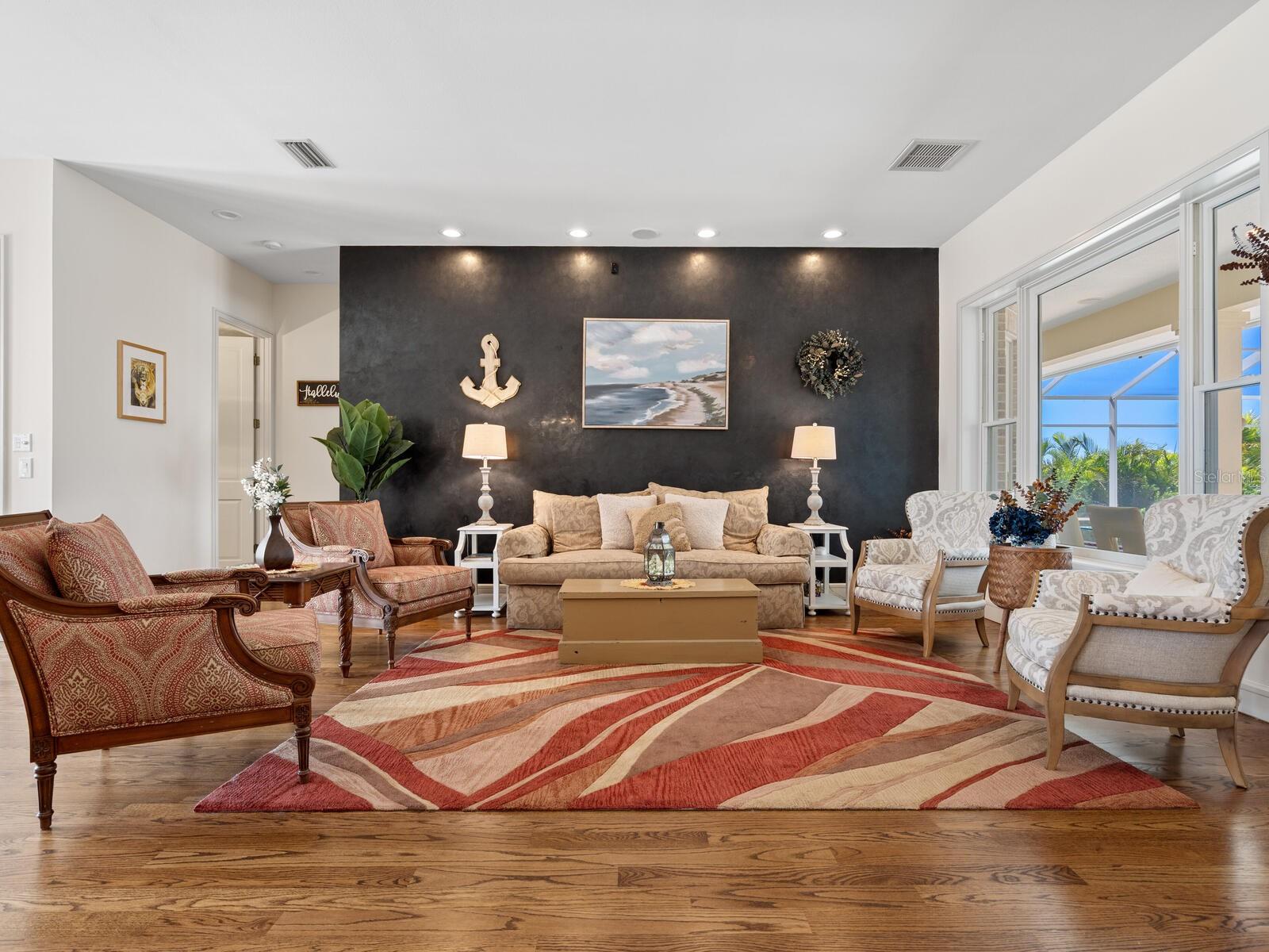 A4664806 Property Photo