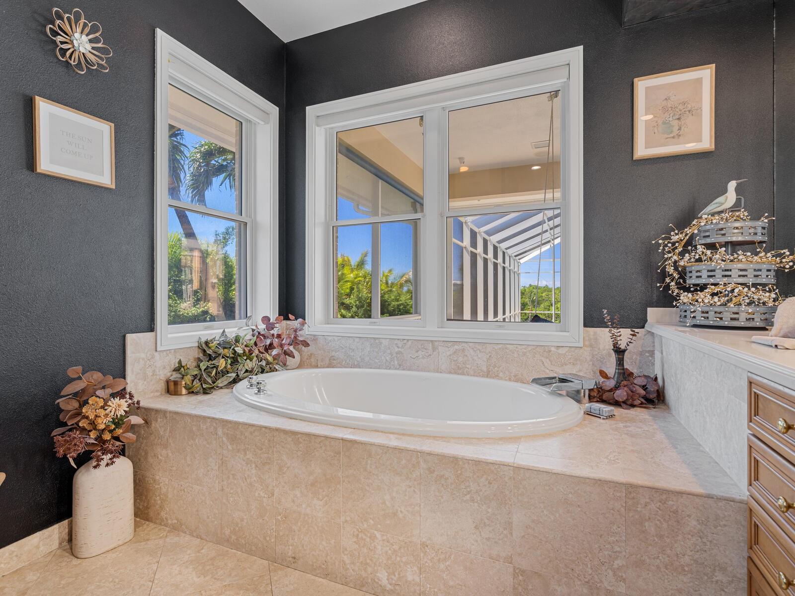 A4664806 Property Photo