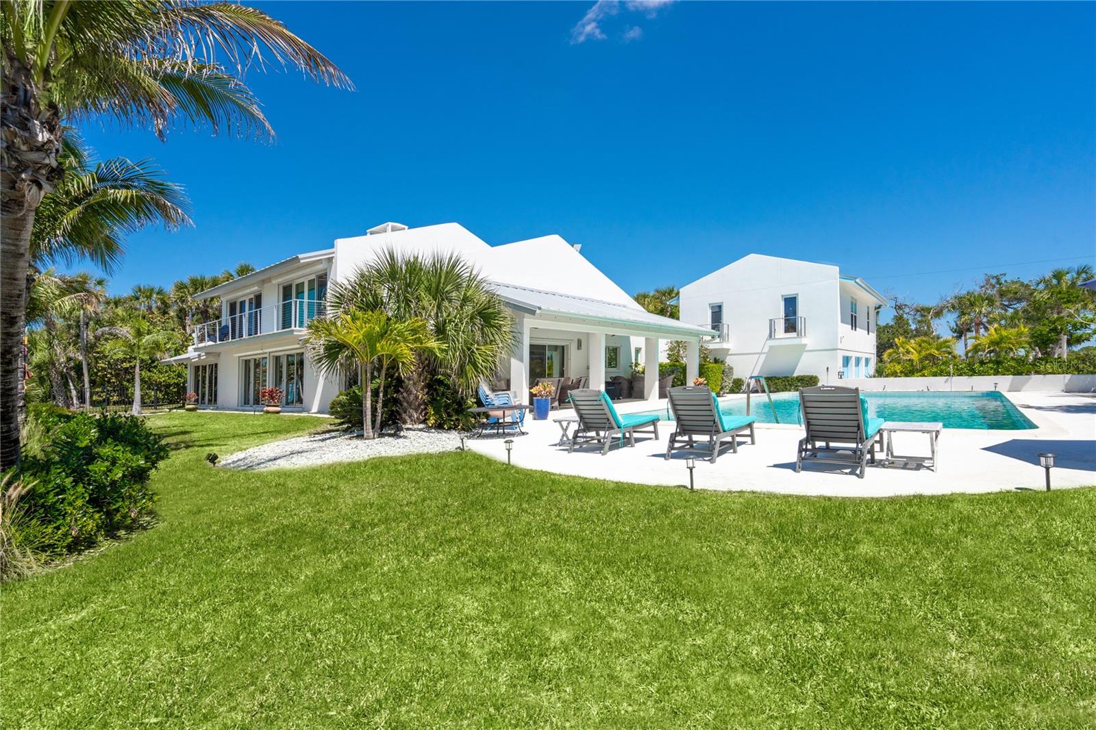 N6140499 Property Photo